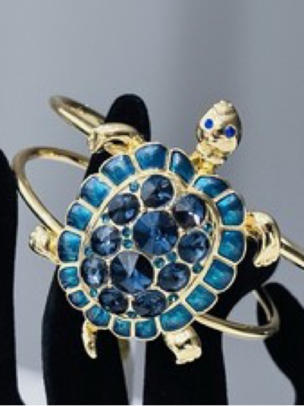 TRUE to  FORM Turtle Cuff Bracelet